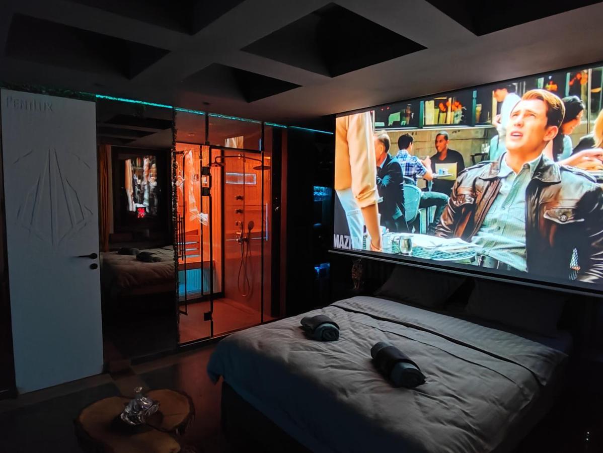 Pentlux - Penthouse In The Heart Of * Σκόπια
